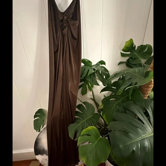 Reformation Tina Dress in Chocolate - New with tag - Picture 2 of 5